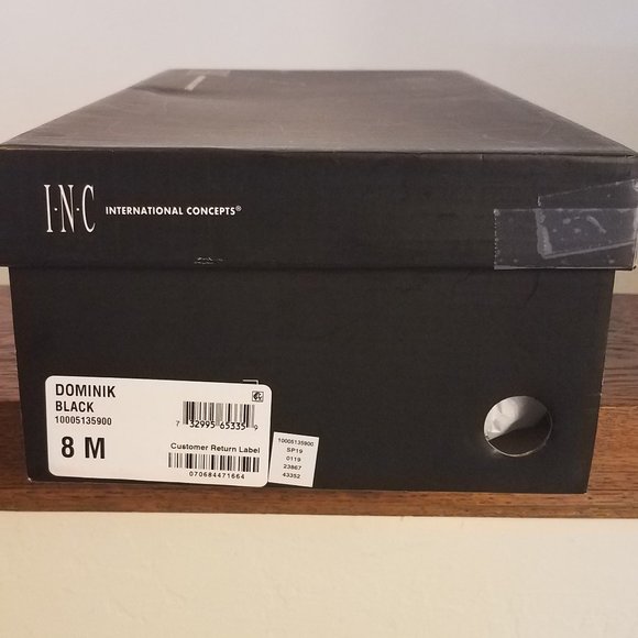 Charles by Charles David Delicious Bootie, Size 7 - Picture 2 of 2